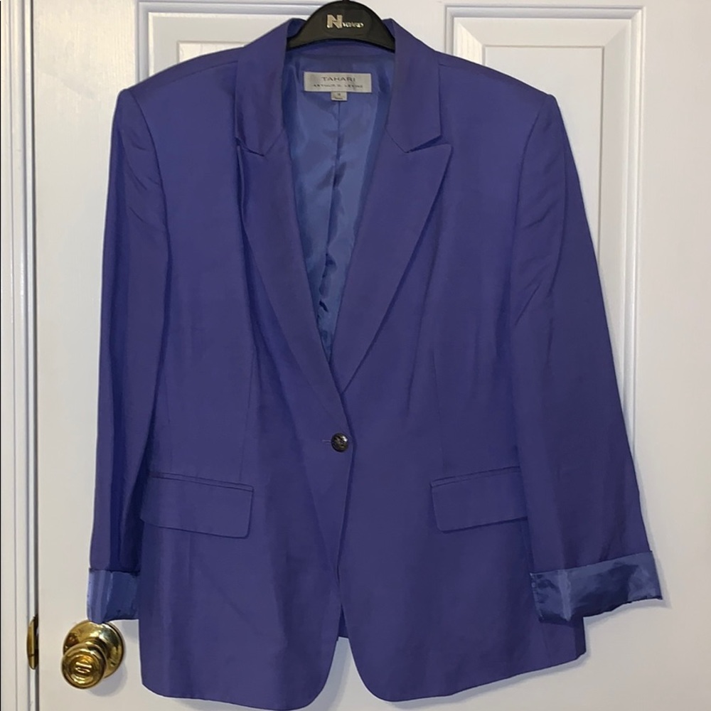 Tahari Arthur S. Levine Blazer